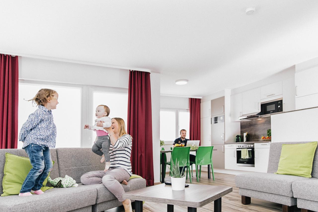 Business And Family Homes Burgau Buitenkant foto